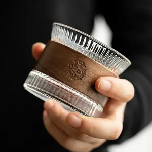 Gelas Kaca Teh Kopi Desain Japanese Style Motif Unik Sleeve Kayu 130 ML