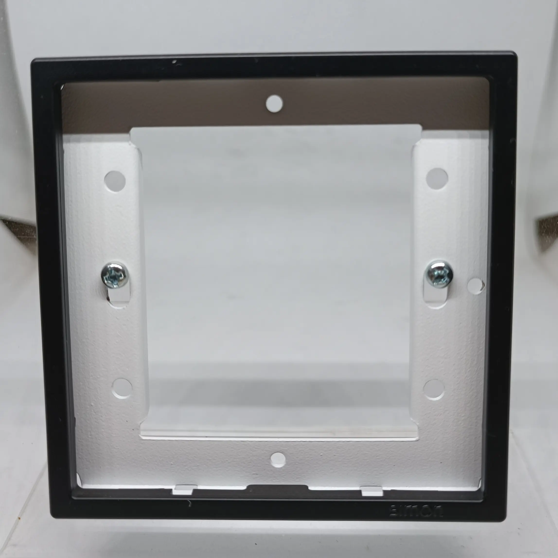 SIMON I7 BLACK DOFF FRAME 1 GANG