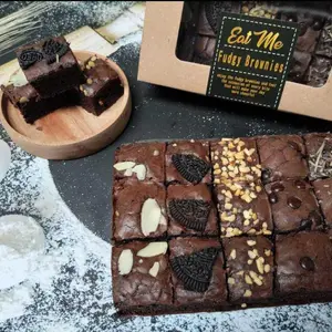 Fudgy brownies/ fudgy Bronis/ Pie brownies/ Pie coklat