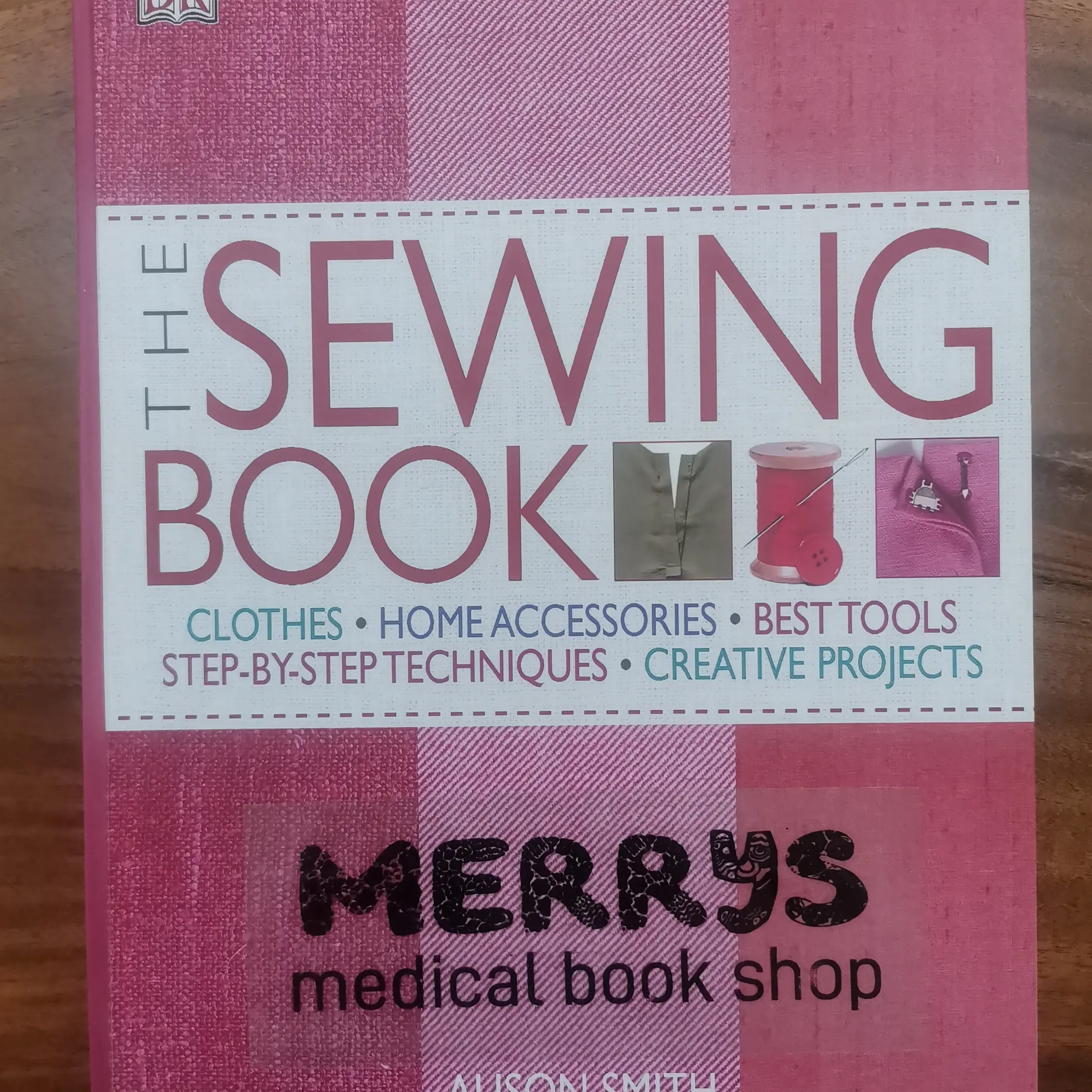 [Full Color] The Sewing Book