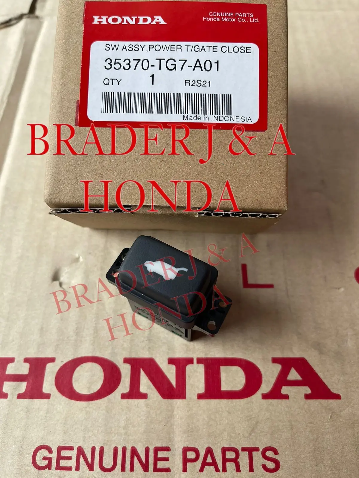 SWITCH KNOB AUTO BUKA TUTUP BAGASI PINTU BELAKANG CRV GEN 5 RW1 RW3 TURBO PRESTIGE 2018 2019 2020 2021 2022 2023 HONDA 35370-TG7-A01 PENCETAN TOMBOL KNOP TAIL GATE BUKAAN POWER CLOSE