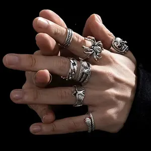 7 Pcs Cincin Pria Unik Metal Cincin Unisex Aksesoris Fashion