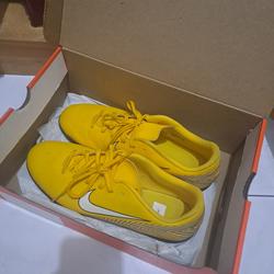 sepatu futsal nike vapor 12