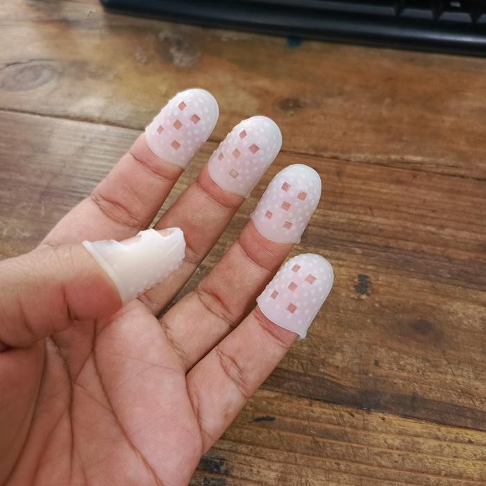 Gambar Pelindung Jari Gitar Silikon 5pcs dari debalisale Kota Denpasar Tokopedia