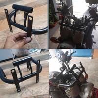 Gambar BRACKET VISOR BREKET WINDSHIELD BRAKET VISOR YAMAHA NEW SCORPIO Z dari vanmotoshopp Kab. Tangerang 1 Tokopedia