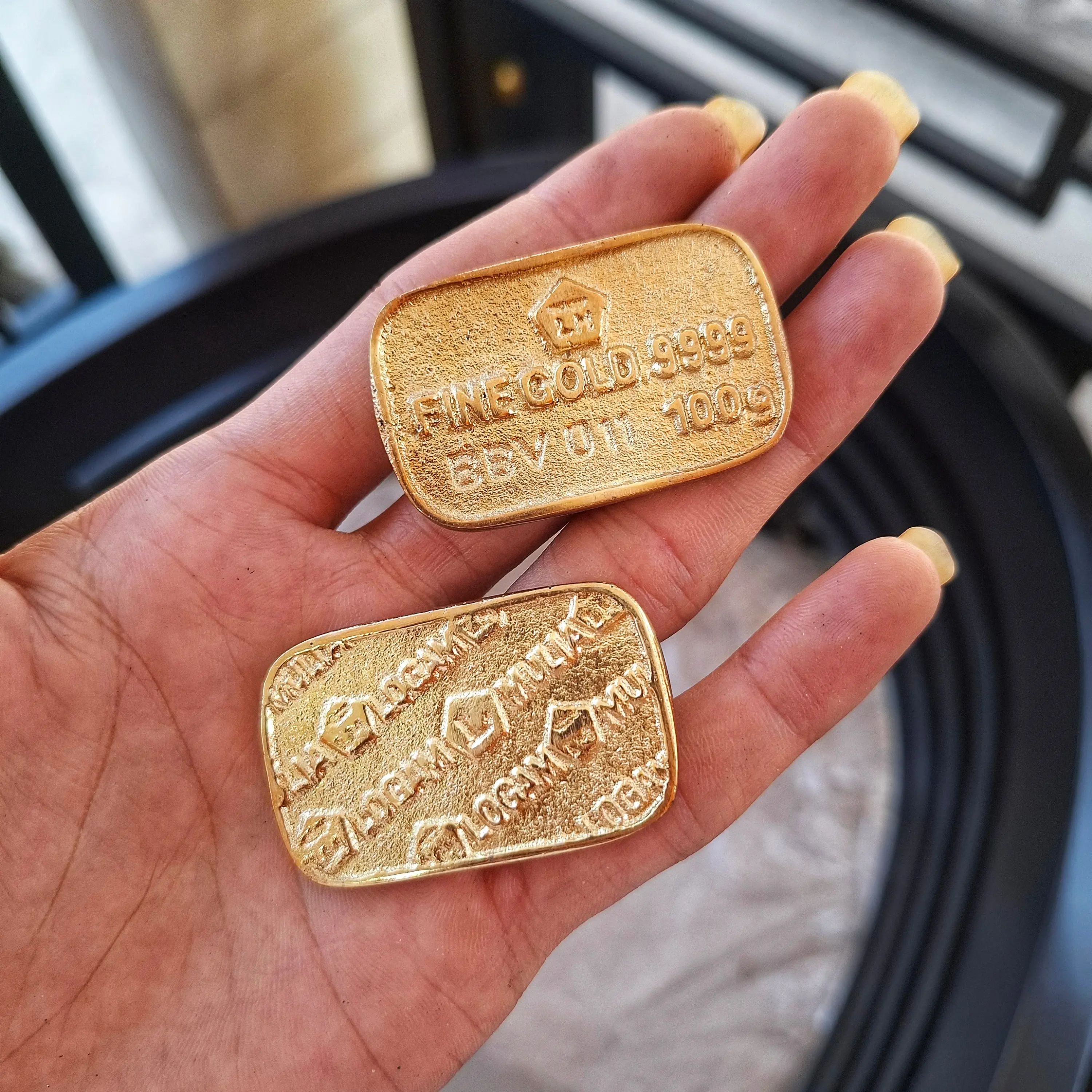 Miniatur Emas Batangan Kuningan 999.9 Logam Mulia 100 gram