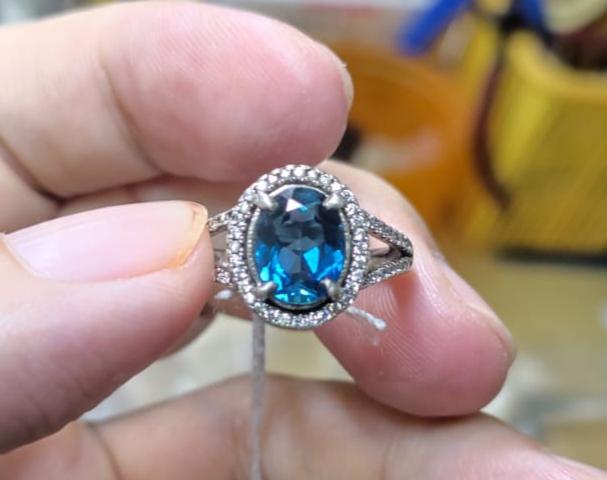 Gambar Batu Permata Natural London Blue Topaz TPZ004 Istimewa Ikatan Perak Cewek Mewah dari CNC phoneshop Kota Administrasi Jakarta Pusat Tokopedia