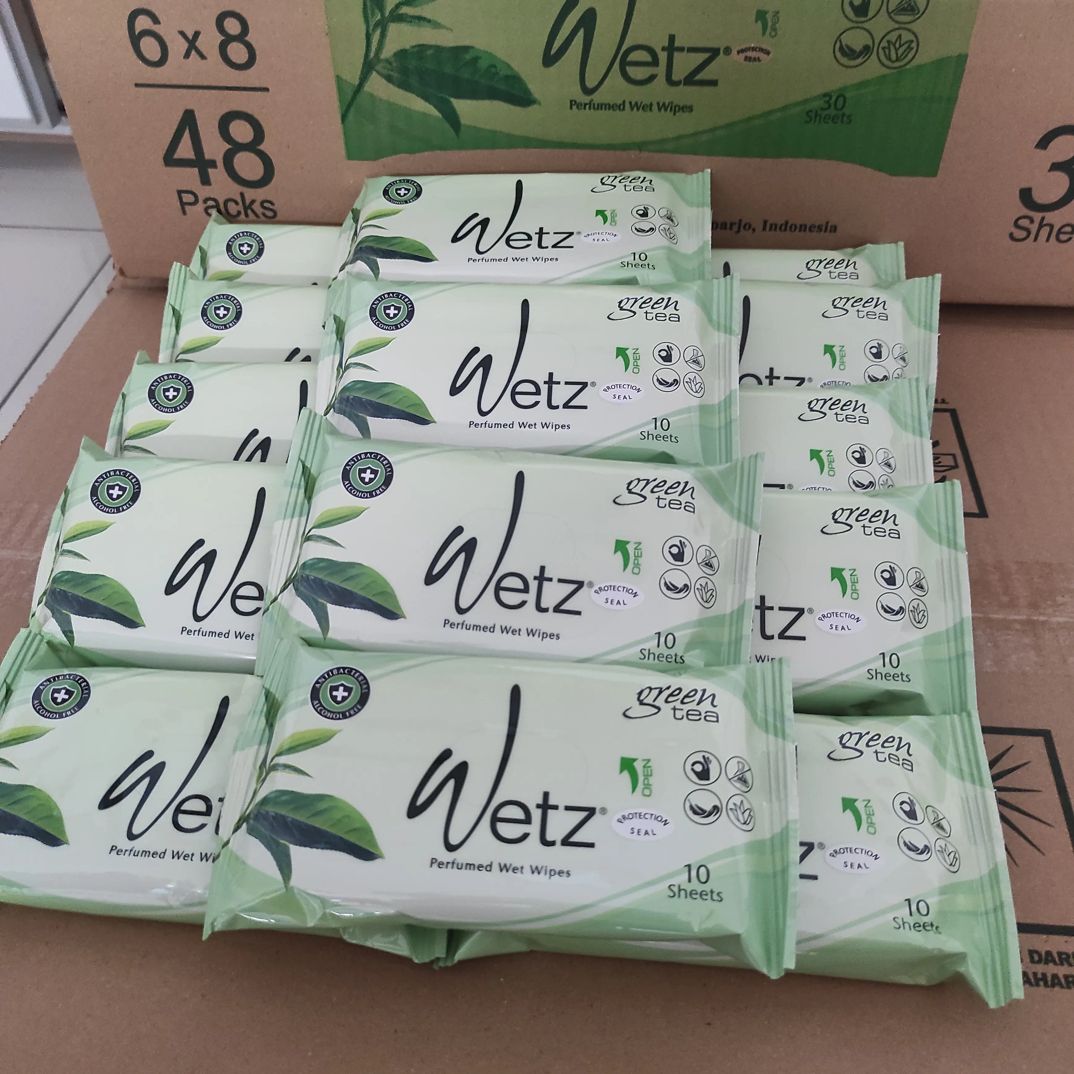 tisu basah wetz green tea 10 sheets tebal original Tissue Wipes
