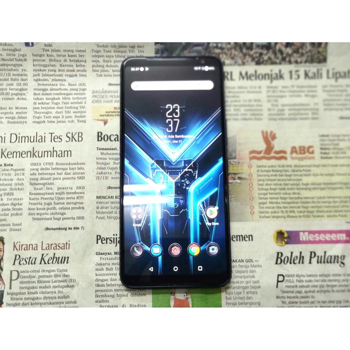 Gambar Hape Gaming ASUS ROG Phone 3 ROG 3 5G RAM 8/256 Seken Mulus Signal Anti Begal dari CNC phoneshop Kota Administrasi Jakarta Pusat Tokopedia