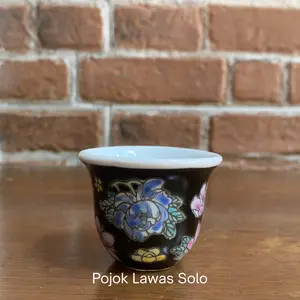 NYONYA WARE Hitam, Cucing T: 3.8cm D: 4cm