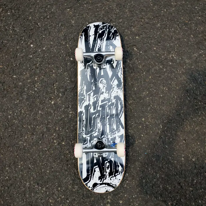 Gambar Vikmax skateboard pemula size 7.5 fullset lengkap top quality dari Puppetskate.store Kota Semarang 5 Tokopedia