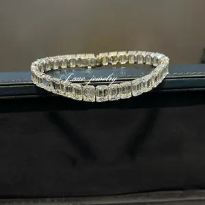 Gelang emerald cut 0.5ct F color
