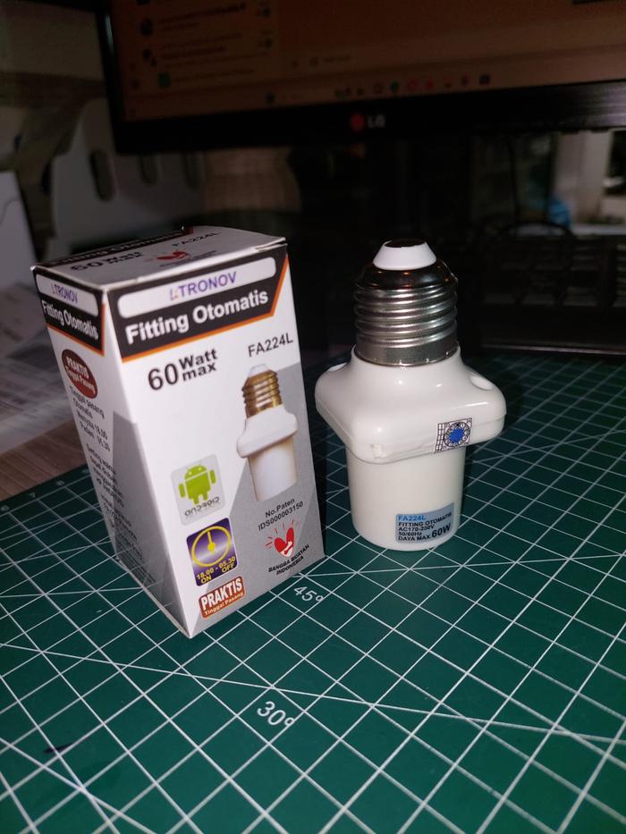 Trimer Lampu Jual Fitting fiting timer lampu otomatis sensor remot hp android - 25W ...
