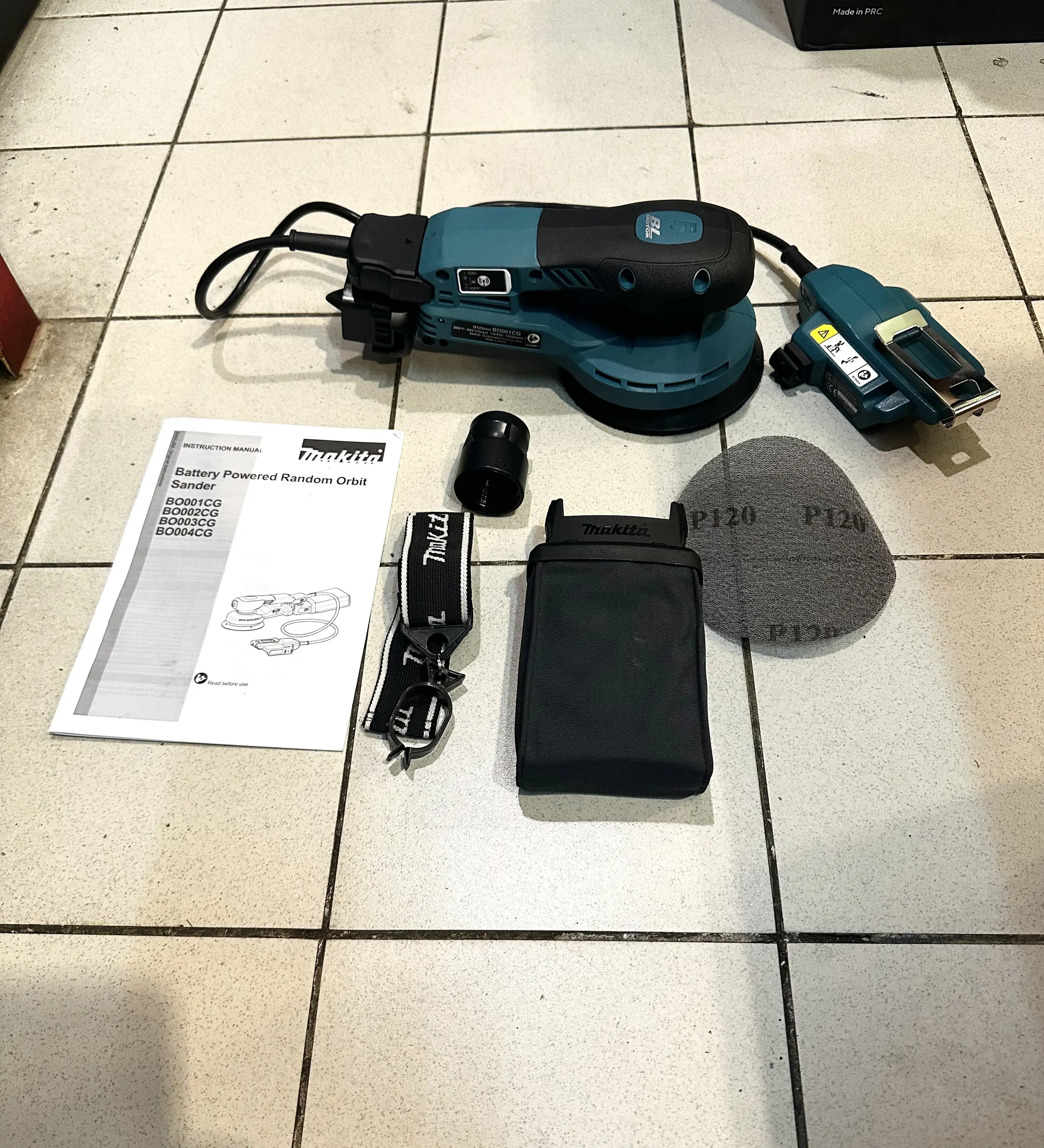 mesin amplas orbital makita cordless BO001CGZ/40V