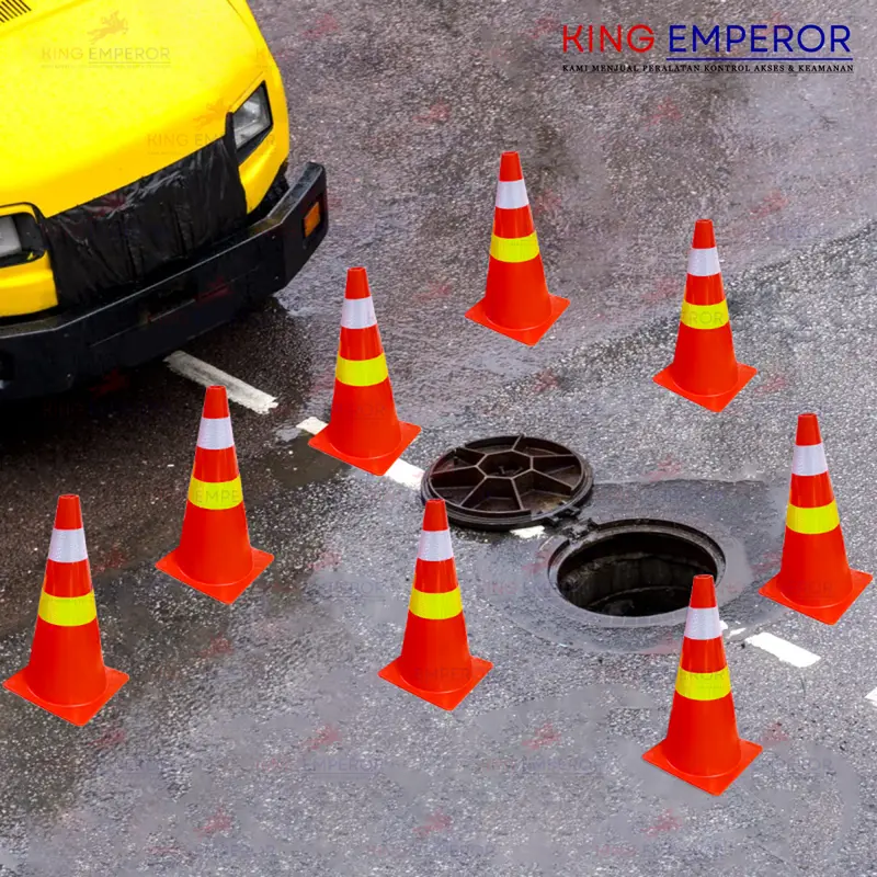 Safety Traffic Cone 72CM PVC Plastic / Kerucut Lalu Lintas 72CM Plastik PVC 7