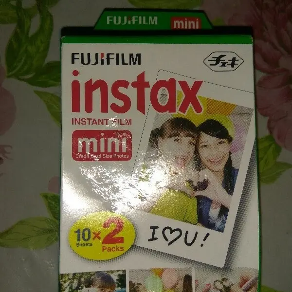 isi ulang refill film kamera polaroid instax mini isi 20