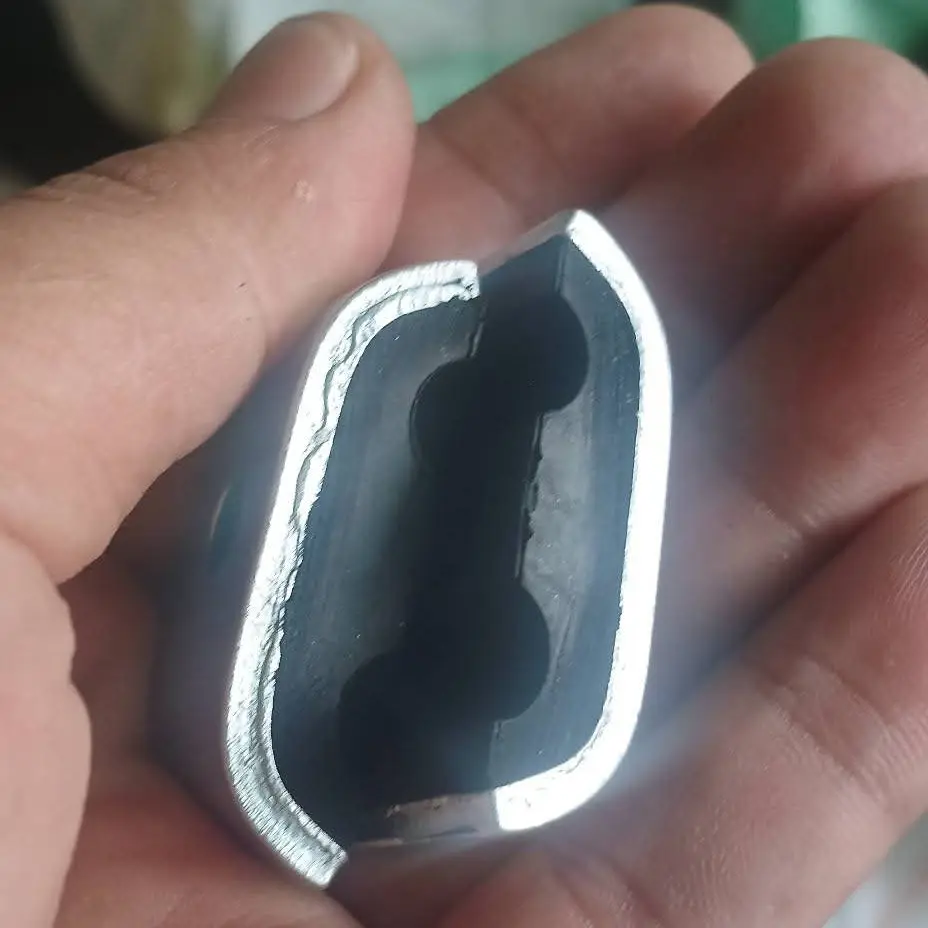 KLEM CLAMP PIPA NOZZLE 2 LUBANG clamp pipa nozzel braket pipa nozzel penjepit pipa  nozzel taft universal mobil diesel taft dan mobil diesel lainya