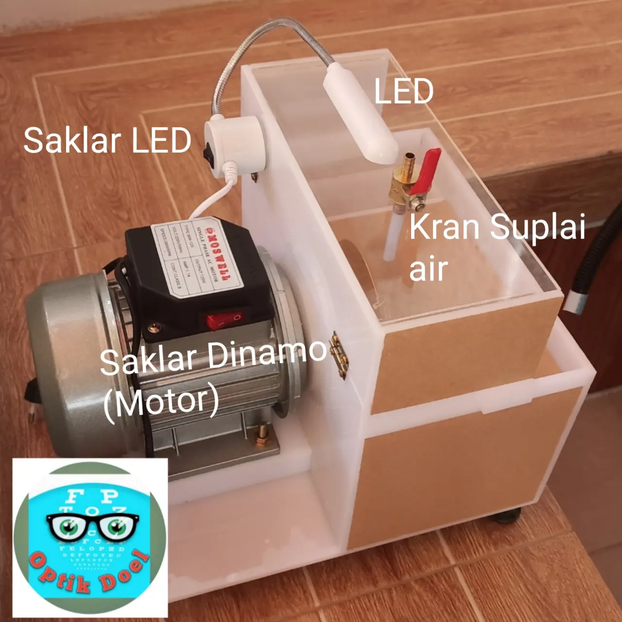 Mesin potong lensa kacamata