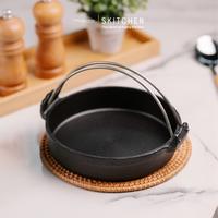 Gambar SKITCHEN Cast Iron Kobe Sukiyaki Pot (17 cm) – Panci Premium, Tahan Panas, Steamboat, Hotpot dari SKITCHEN Indonesia Kota Administrasi Jakarta Barat 4 Tokopedia