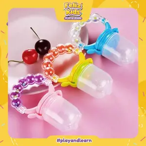 Baby Fruit Pacifier adalah tetther atau gigitan yang bisa diisi makanan dan untuk membiasakan babyi makan buah, tidak perlu lagi repot untuk jus buah, cukup potong buah dengan ukuran kecil dan masukan potongan buah ke bagian nipple, dan bayi langsung bisa