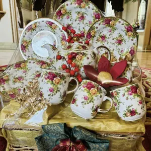 Hampers Parcel Tea Pot Mug Plate Royal Albert Old Country Roses Classic Mewah Cantik