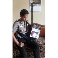 Gambar Belajar Sendiri Gitar Klasik & Akustik Untuk Anak-anak dari Wilimusik Kota Surabaya 5 Tokopedia