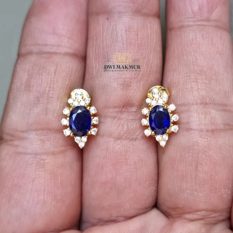 Certified,Nice Blue SAPPHIRE Ladies Stud Earrings Silver gold plated 1