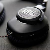 Gambar JBL Quantum 100 Wired Over Ear Gaming Headset with detachable mic dari Click & Go Tokopedia Kota Bandung 5 Tokopedia