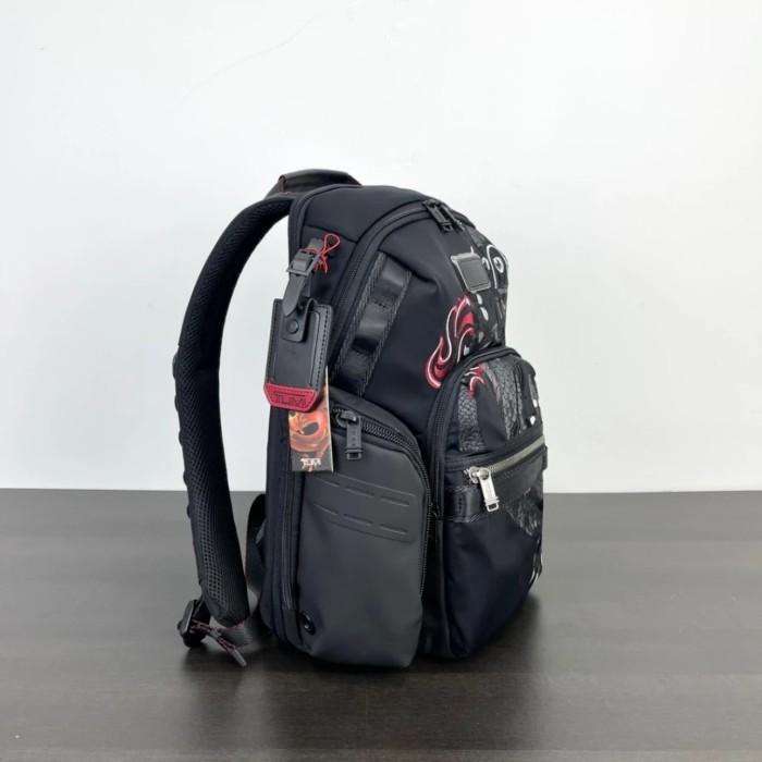 tumi backpack dragon Limited Edition Nishijin-ori Predator zip pocket top zip pocket front U tumi alpha bravo navigation