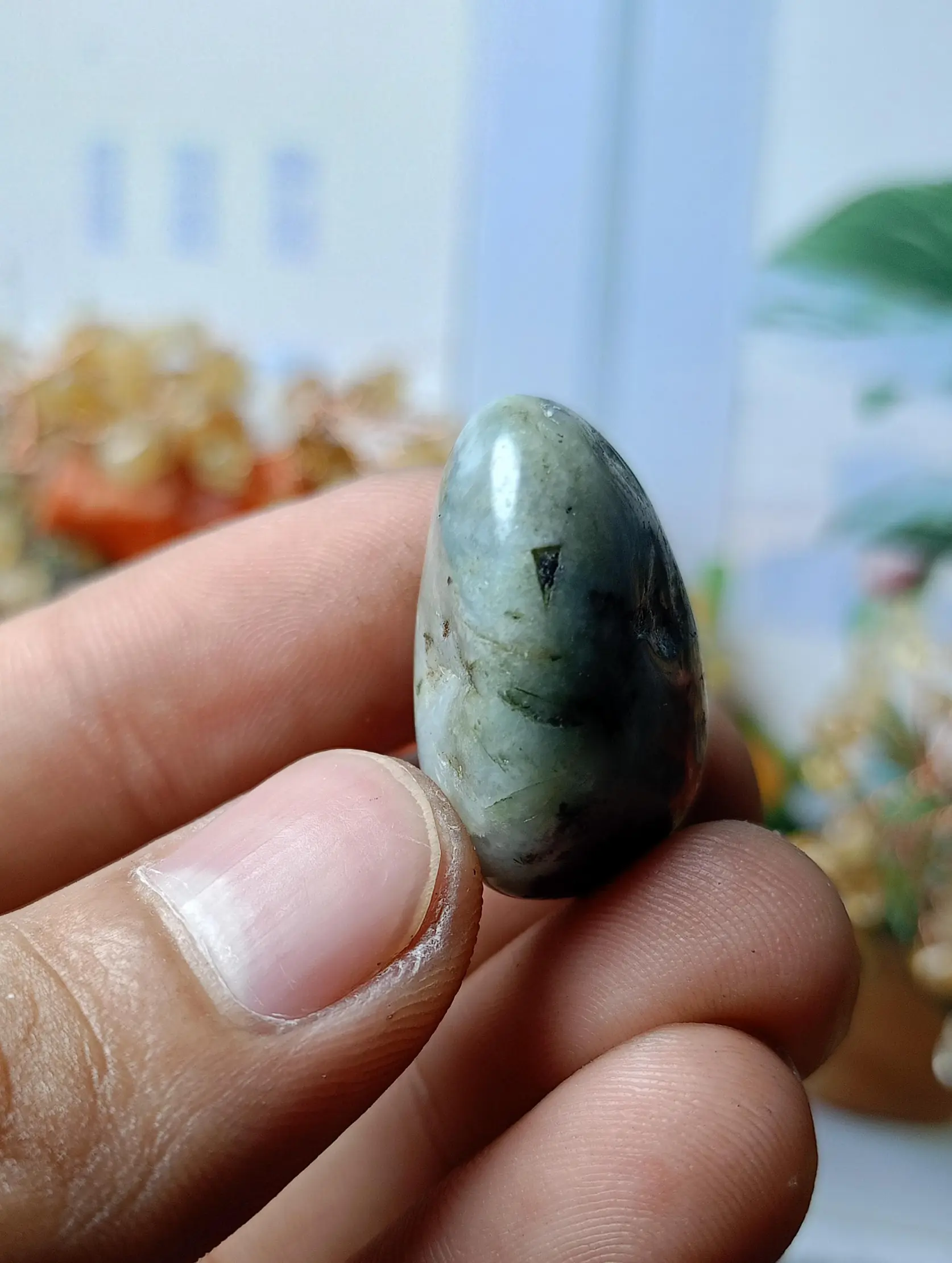 Natural Emerald Tumble (4)