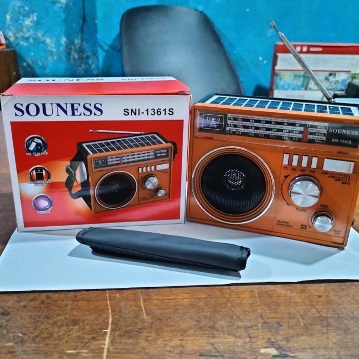 Gambar New Souness Radio FM/USB Portable Rechargeable with solar cell *MEDAN dari winnerelectronicstore28 Kota Medan Tokopedia