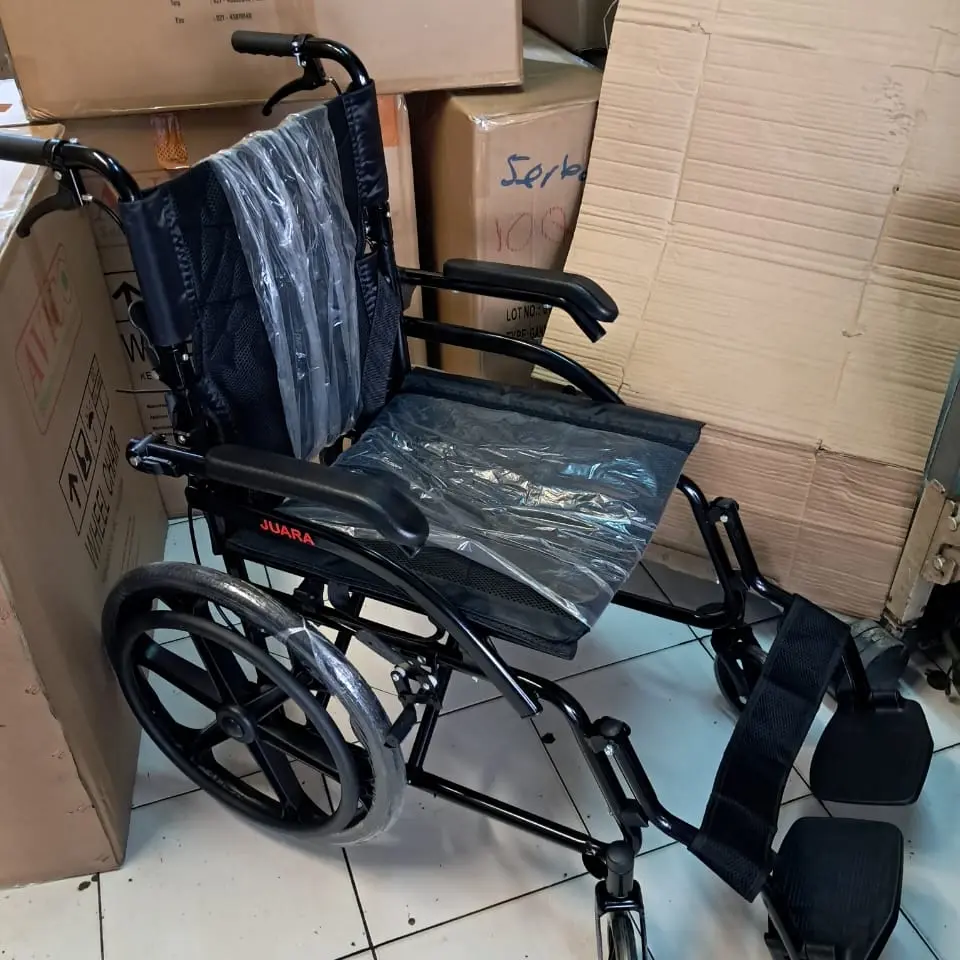 Kursi Roda Semi Travel Juara JM-0720B blacksteel
