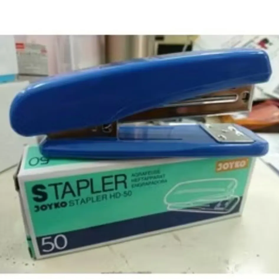 staples pasang jok motor dan isi