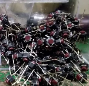 RD0122 tut takswit tack switch tombol 2p 2pin 2kaki merah tv sharp by PCM LTC GLODOK