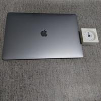 Gambar MacBook Pro 15 2016 TouchBar i7 16GB 256GB Radeon Pro 450 MLH32 dari ARRA STORE Pusat Kota Administrasi Jakarta Pusat 3 Tokopedia