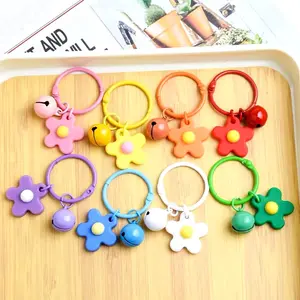 Liontin Lonceng Warna Kucing dengan Bunga Colorful Flower Bell / Gantungan Kunci Bunga Lonceng