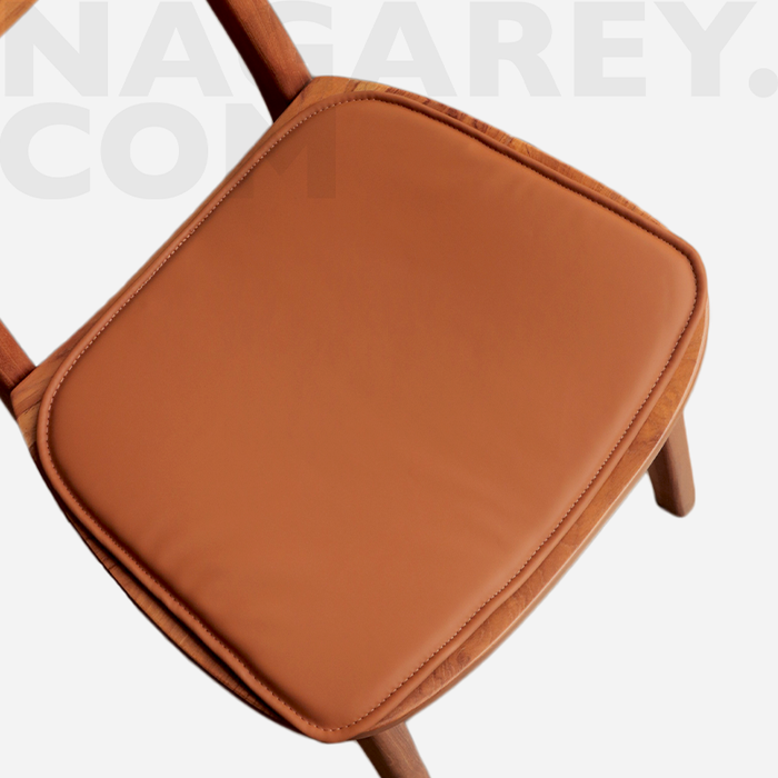 Gambar Seating Cushion FLAT B 36 x 40 Brown Bran Comfort Seat Pad Bantalan Tempat Duduk Empuk Bantal / Alas Kursi Makan Cafe Kafe Resto Restaurant dari NAGAREY Kota Administrasi Jakarta Barat Tokopedia