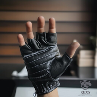 Gambar Rexs Gloves – Sarung Tangan Motor Kulit Asli Pria Wanita | Half Finger, Stylish & Safety & Elegan - Hitam Pendek Motif X - M dari Rexs Official Kota Administrasi Jakarta Selatan 5 Tokopedia
