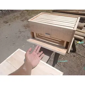 ADA KOTAK BUDIDAYA LEBAH MADU BUKAAN SAMPING