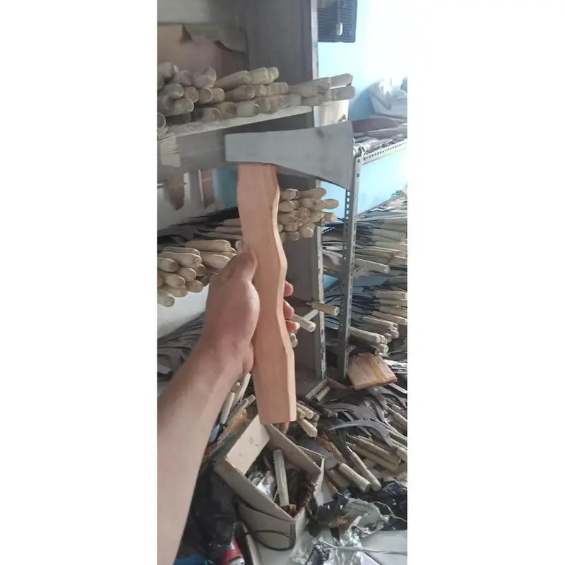 [ BAYAR DI TEMPAT ] Kapak baja per 15 cm panjang dengan gagang 37 cm Kapak pengupas kelapa muda dan tua / Alat pertukangan Alat pemotong kayu Kapak baja per super Pemralatan kebun 5