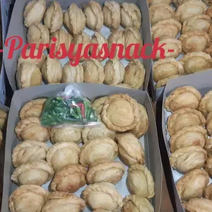 Parisya snack Pastel Renyah Matang Tidak Berbumbu Kari Snack Favorit Tanpa Bumbu Kari