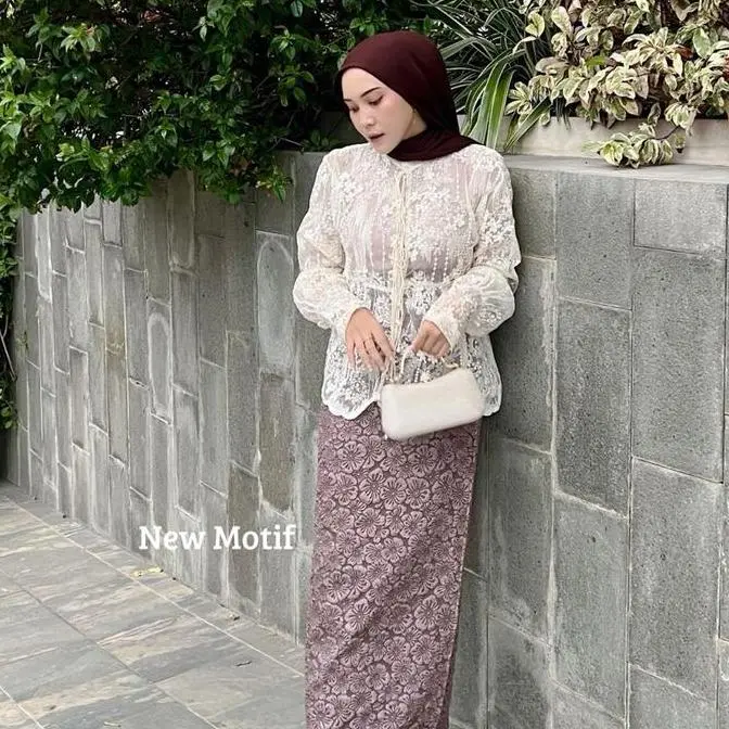 KALUNA SKIRT | ROK LILIT | SKIRT | ROK INSTAN | WRAP SKIRT | ROK WISUDA | ROK KONDANGAN | LEBARAN | ROK TENUN | ROK BATIK | VINTAGE | FLORAL SKIRT 2