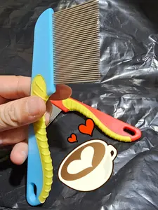 SISIR KUTU BESI / ANTI KETOMBE / SERIT AJAIB SISIR KUTU BESI RAMBUT