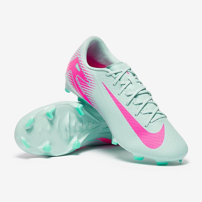 sol sepatu bola nike mercurial