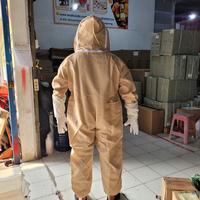 Gambar Baju Anti Lebah Full Body – Anti Bee Suit Pelindung Tubuh Bee keeping Suit - Jaring dibagaian wajah - XL dari gudangsafetycom Kota Administrasi Jakarta Barat 5 Tokopedia