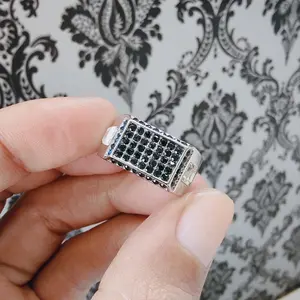 Cincin Model Stempel bertabur Moissanite