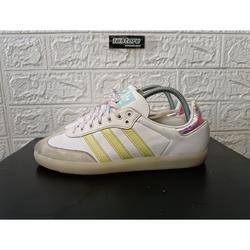 adidas gazelle silver green womens adidas Originals Samba OG "Cloud White" Men's Shoes main image 0