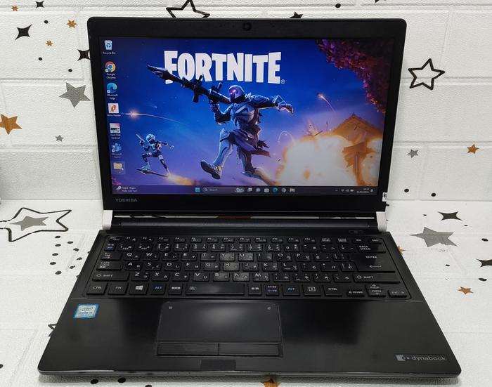 Jual LAPTOP TOSHIBA DYNABOOK R73/M (Core i5 Gen 7) - Kota Batu