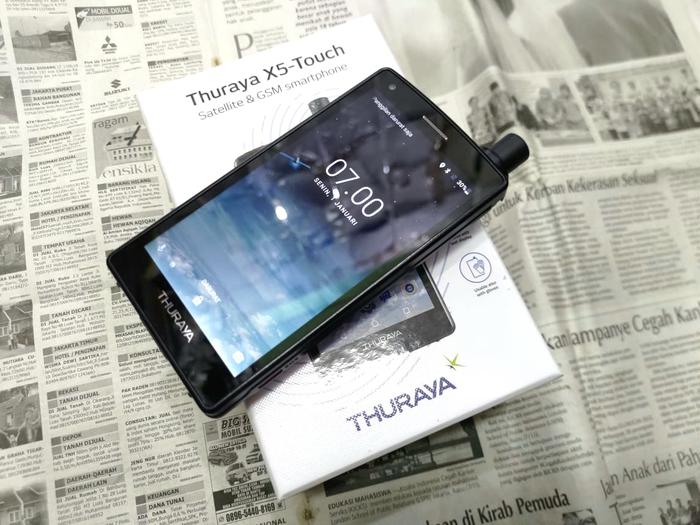 Gambar Hape Satelit Thuraya X5 Touch Android Seken Mulus Fullset Minusan dari CNC phoneshop Kota Administrasi Jakarta Pusat Tokopedia