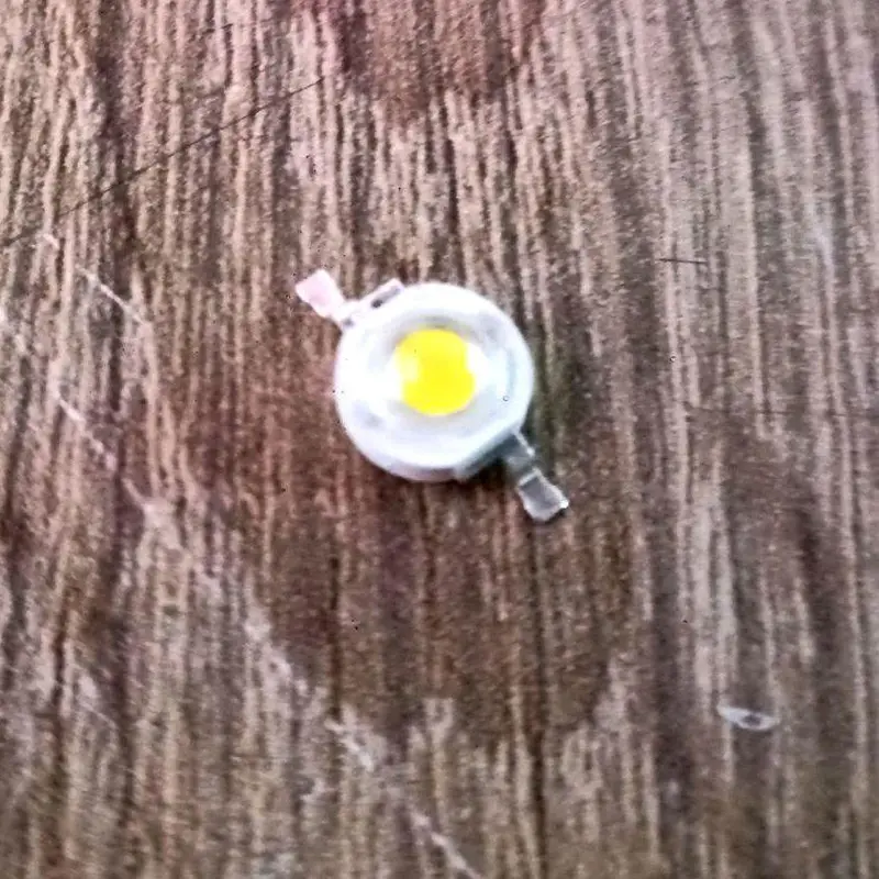Chip Mata LED Cahaya Warm White 2